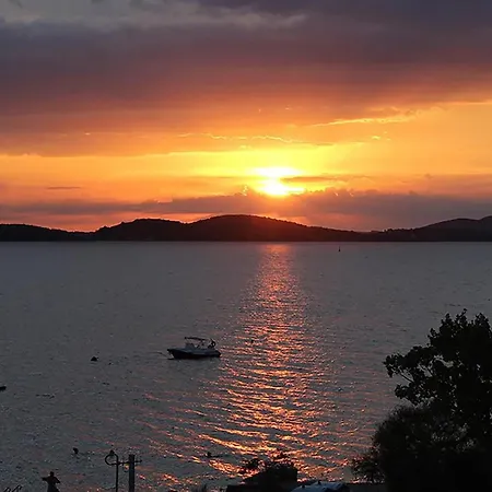 2 Bedroom Awesome In Sibenik